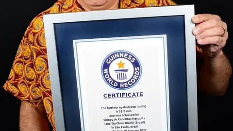 NBA官方捕捉欧文与东契奇欧洲故地重游：卢卡与凯里深情相拥🙏